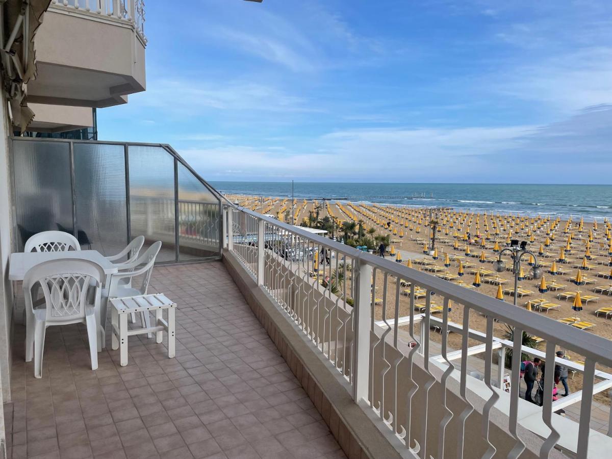 Fronte Mare-Residence Union 9 Lido di Jesolo Exterior photo