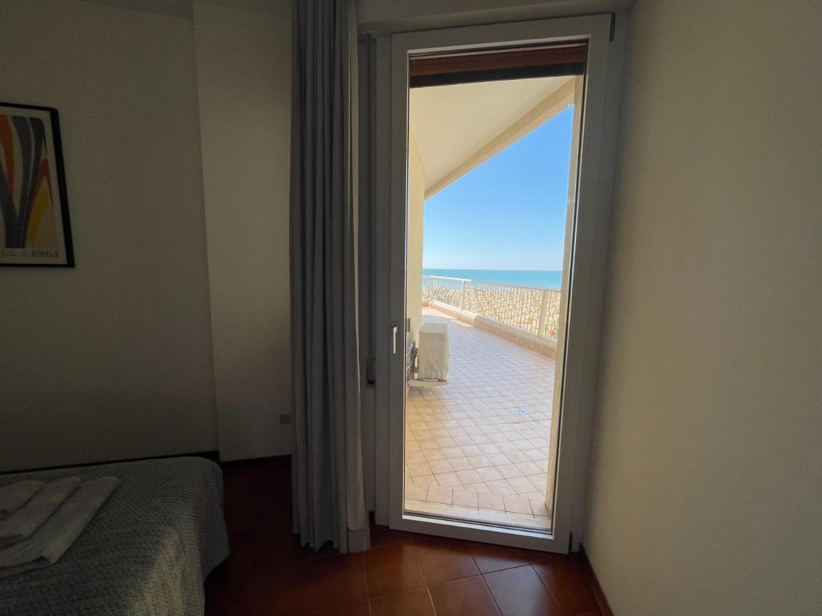 Fronte Mare-Residence Union 9 Lido di Jesolo Exterior photo